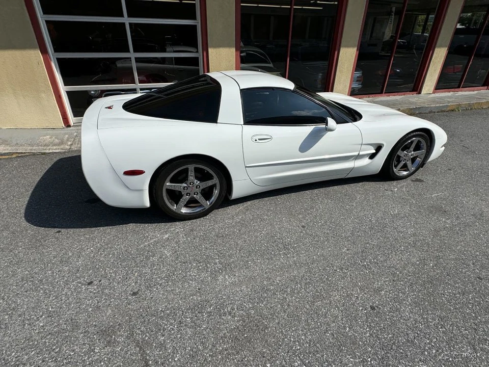 1998 Chevrolet Corvette C5 - Image 17 of 24
