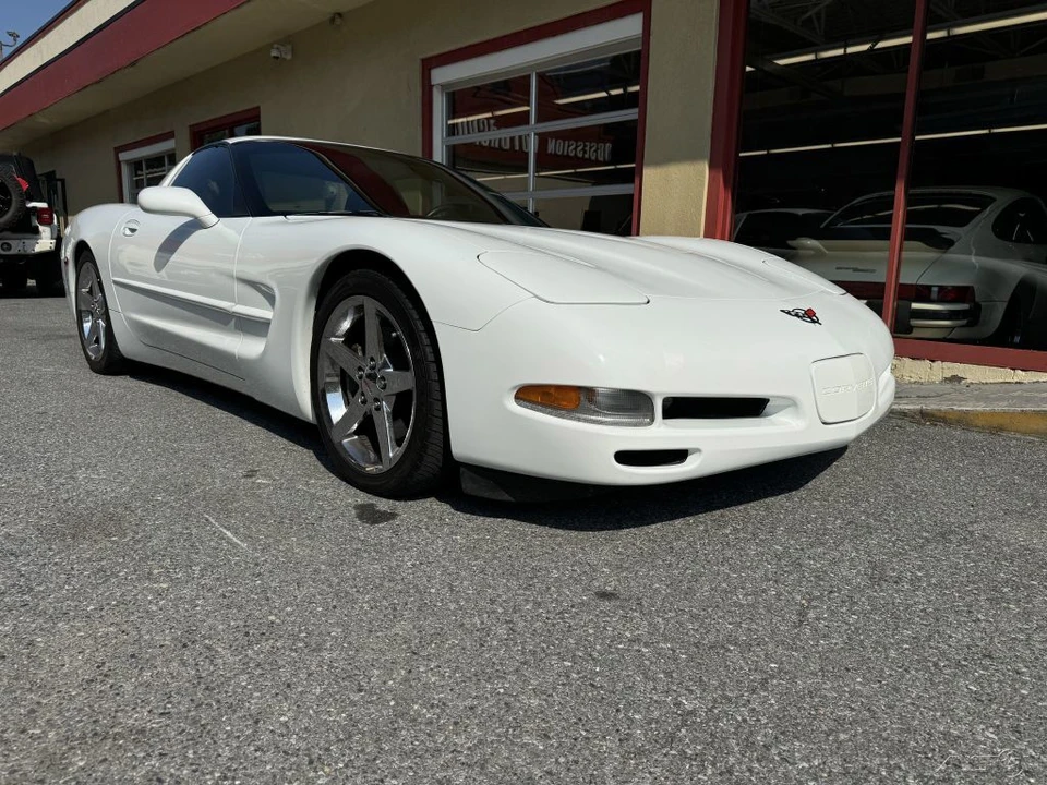 1998 Chevrolet Corvette C5 - Image 4 of 24