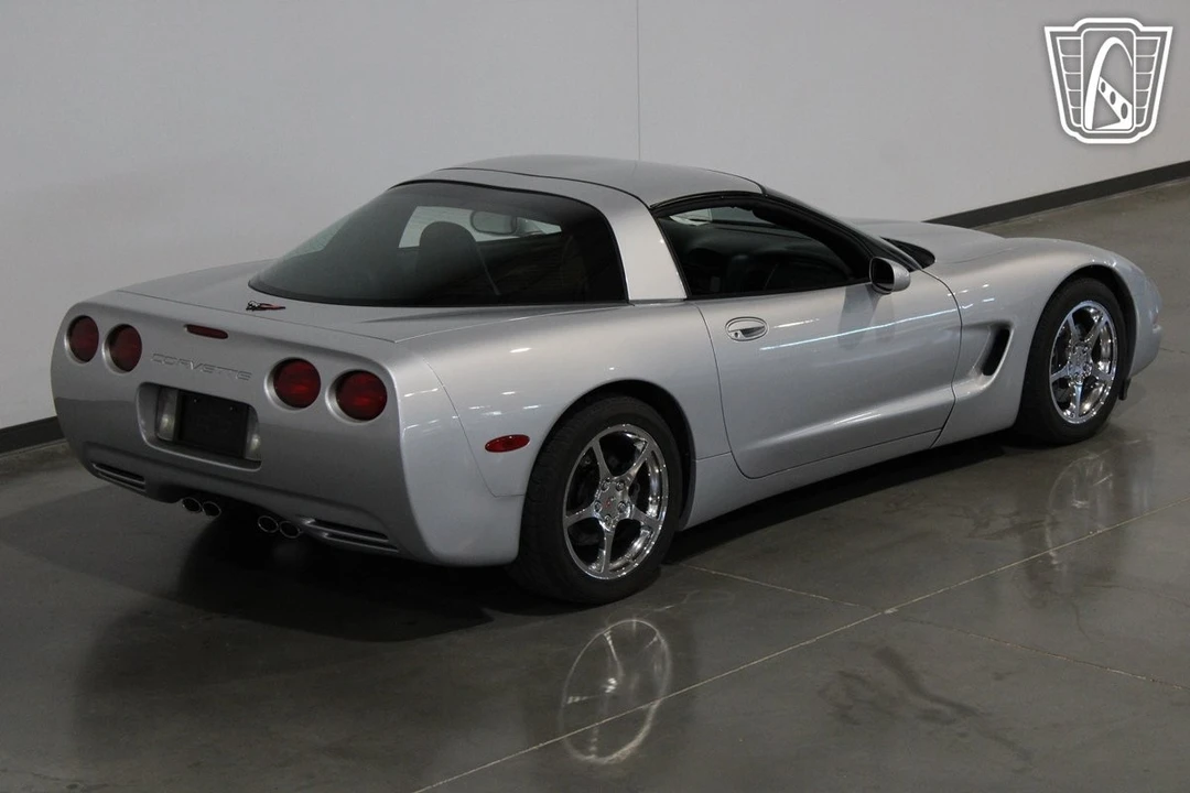1998 Chevrolet Corvette C5 - Image 9 of 12
