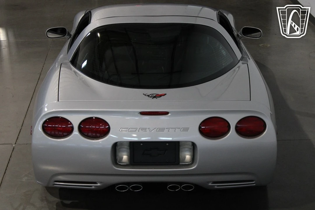 1998 Chevrolet Corvette C5 - Image 10 of 12
