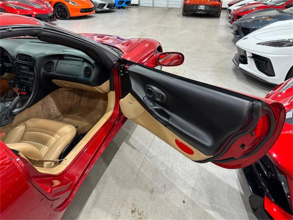 1998 Chevrolet Corvette C5 - Image 16 of 30