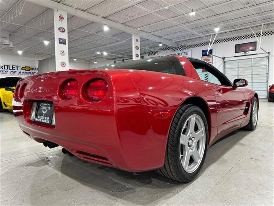 1998 Chevrolet Corvette C5 - Image 3 of 30