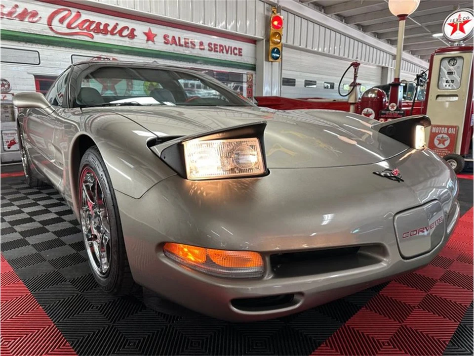 1998 Chevrolet Corvette C5 - Image 4 of 31