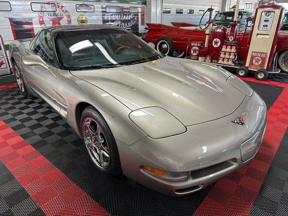 1998 Chevrolet Corvette C5 - Image 2 of 31