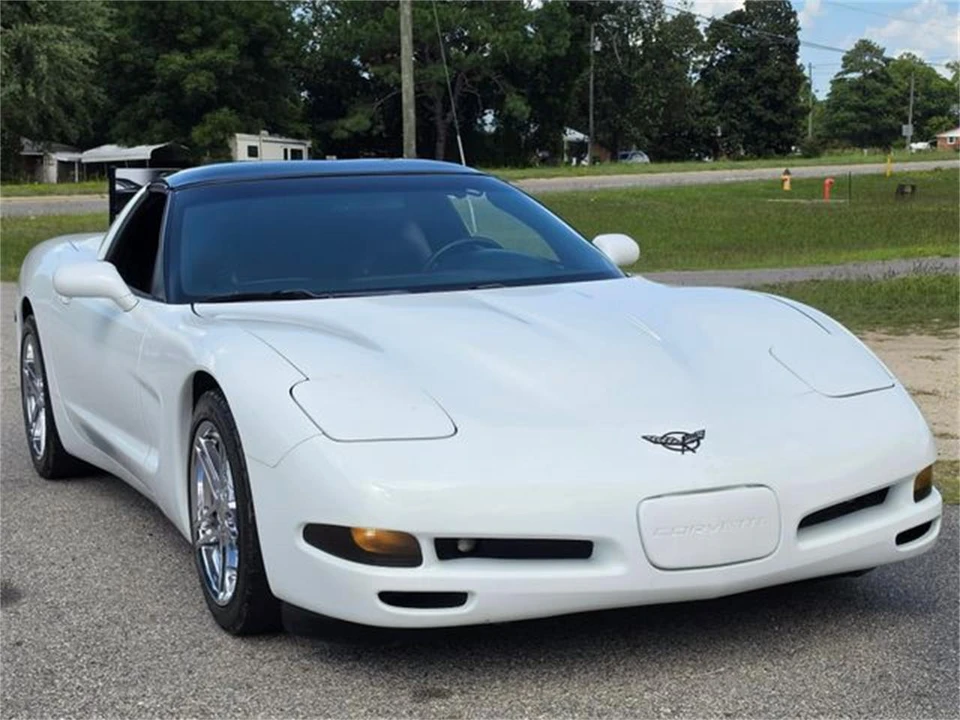 1998 Chevrolet Corvette C5 - Image 4 of 31