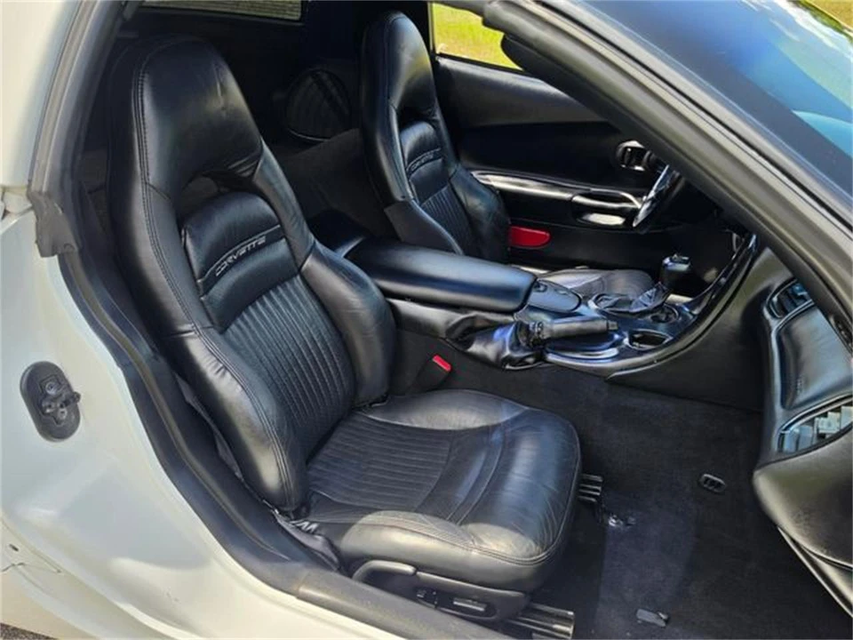 1998 Chevrolet Corvette C5 - Image 27 of 31