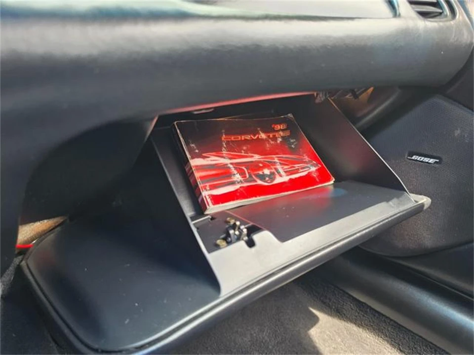 1998 Chevrolet Corvette C5 - Image 23 of 31