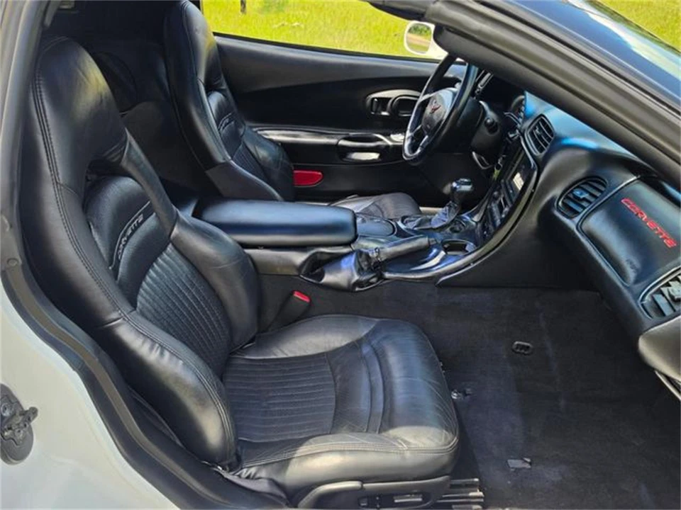 1998 Chevrolet Corvette C5 - Image 28 of 31