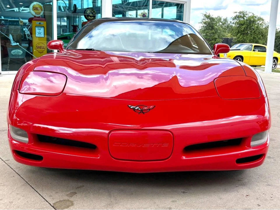 1998 Chevrolet Corvette C5 - Image 2 of 31