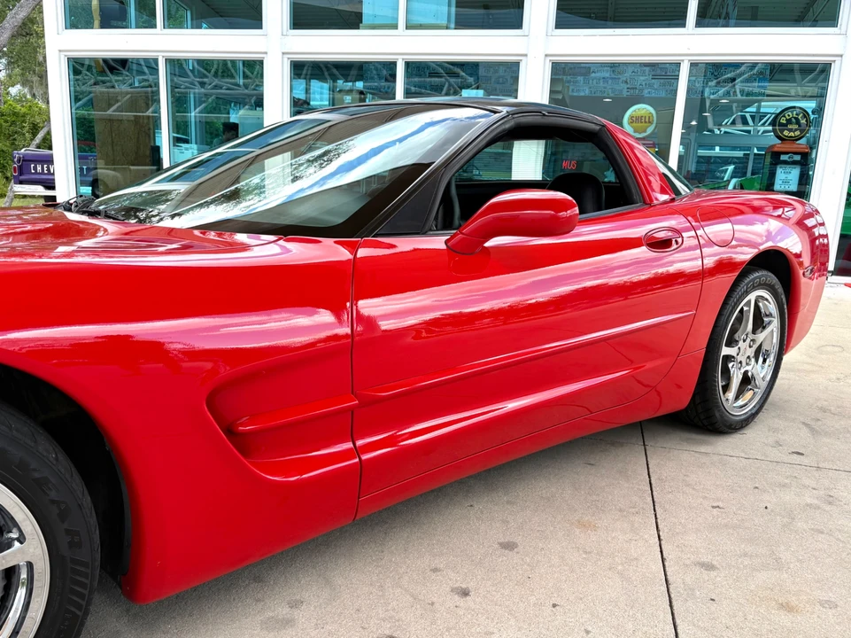 1998 Chevrolet Corvette C5 - Image 13 of 31