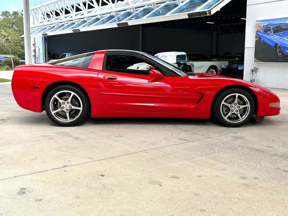 1998 Chevrolet Corvette C5 - Image 5 of 31