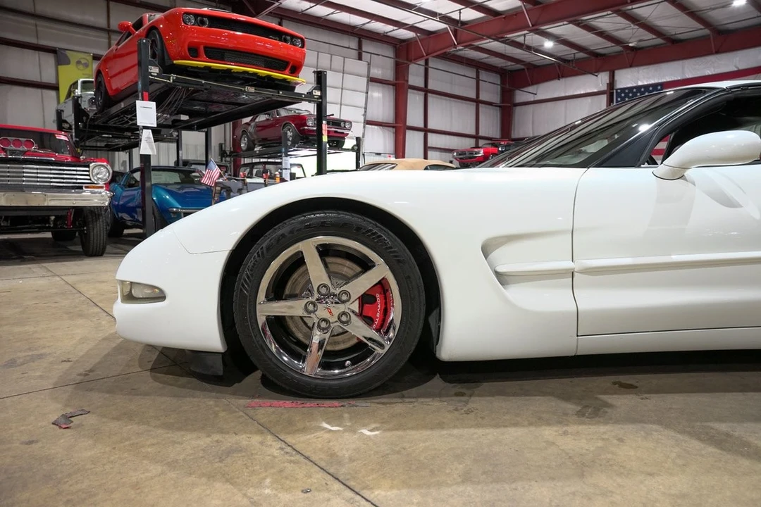1998 Chevrolet Corvette C5 - Image 3 of 10