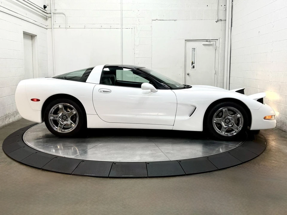 1998 Chevrolet Corvette C5 - Image 8 of 21