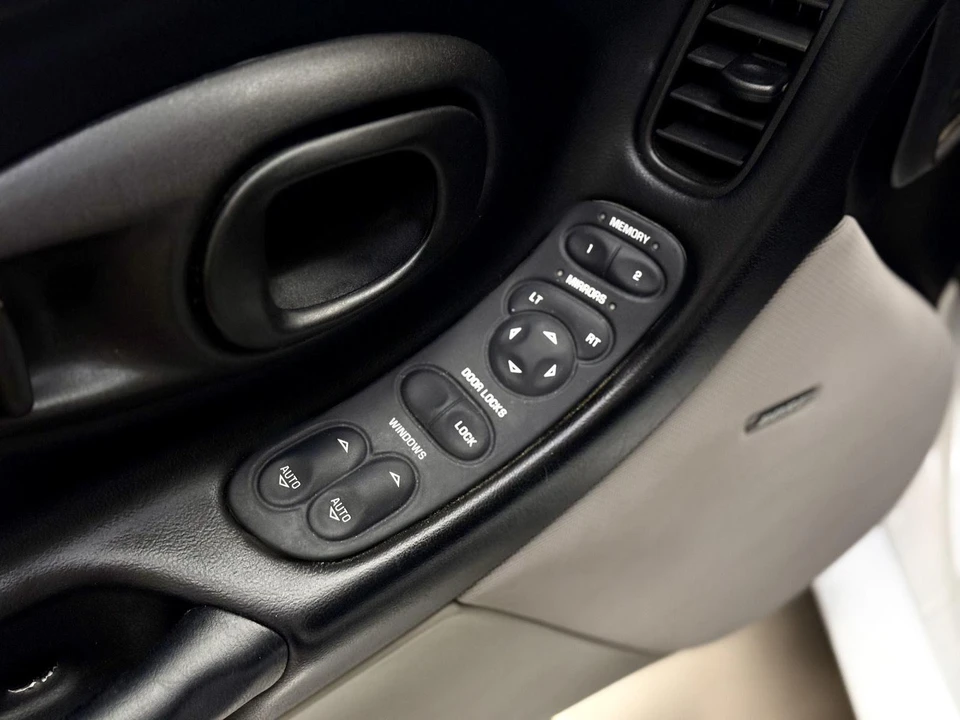 1998 Chevrolet Corvette C5 - Image 11 of 21