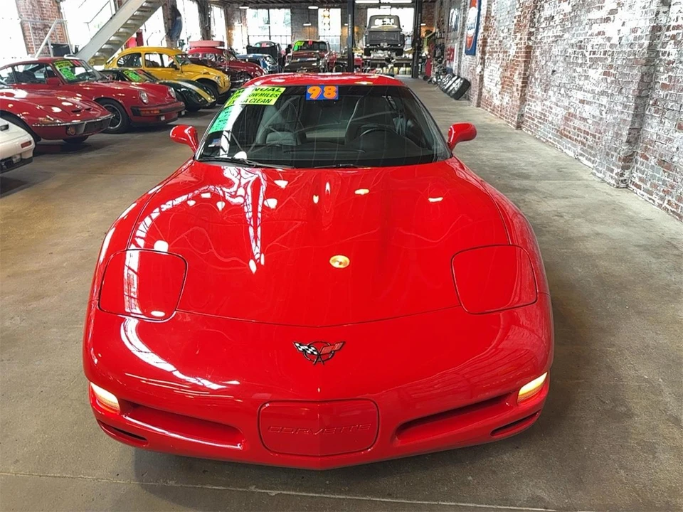 1998 Chevrolet Corvette C5 - Image 7 of 31