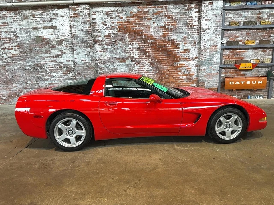 1998 Chevrolet Corvette C5 - Image 3 of 31