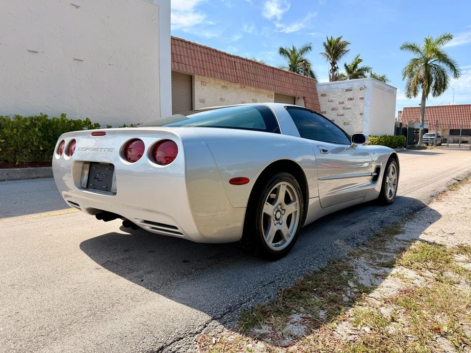 1998 Chevrolet Corvette C5 - Image 5 of 31