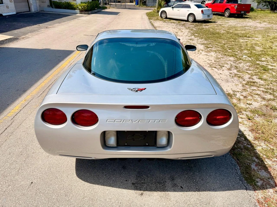 1998 Chevrolet Corvette C5 - Image 4 of 31