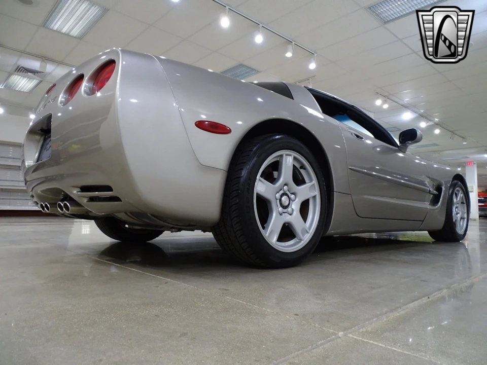1998 Chevrolet Corvette C5 - Image 8 of 12