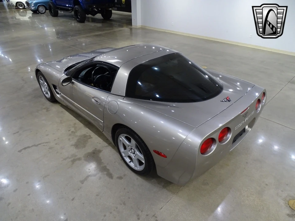 1998 Chevrolet Corvette C5 - Image 5 of 12