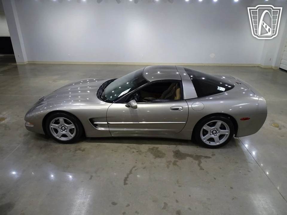 1998 Chevrolet Corvette C5 - Image 7 of 12