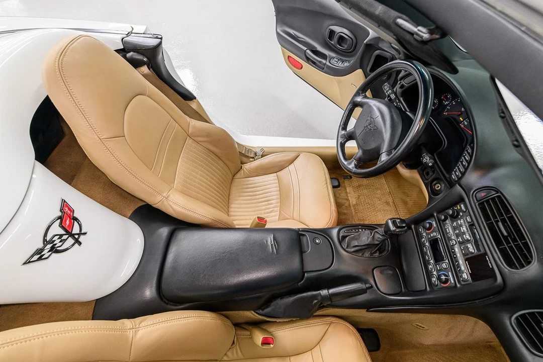 1998 Chevrolet Corvette C5 - Image 15 of 31