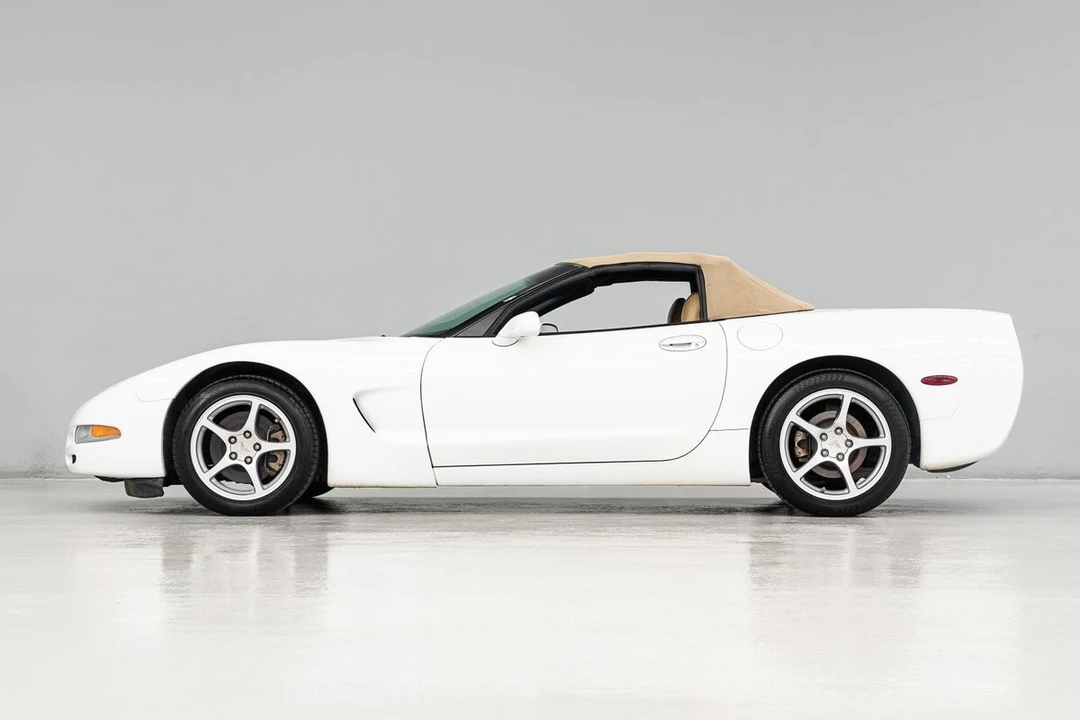 1998 Chevrolet Corvette C5 - Image 3 of 12