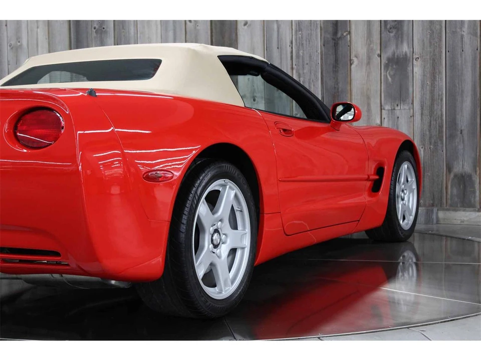 1998 Chevrolet Corvette C5 - Image 10 of 31