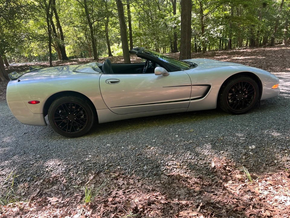 1998 Chevrolet Corvette C5 - Image 8 of 29