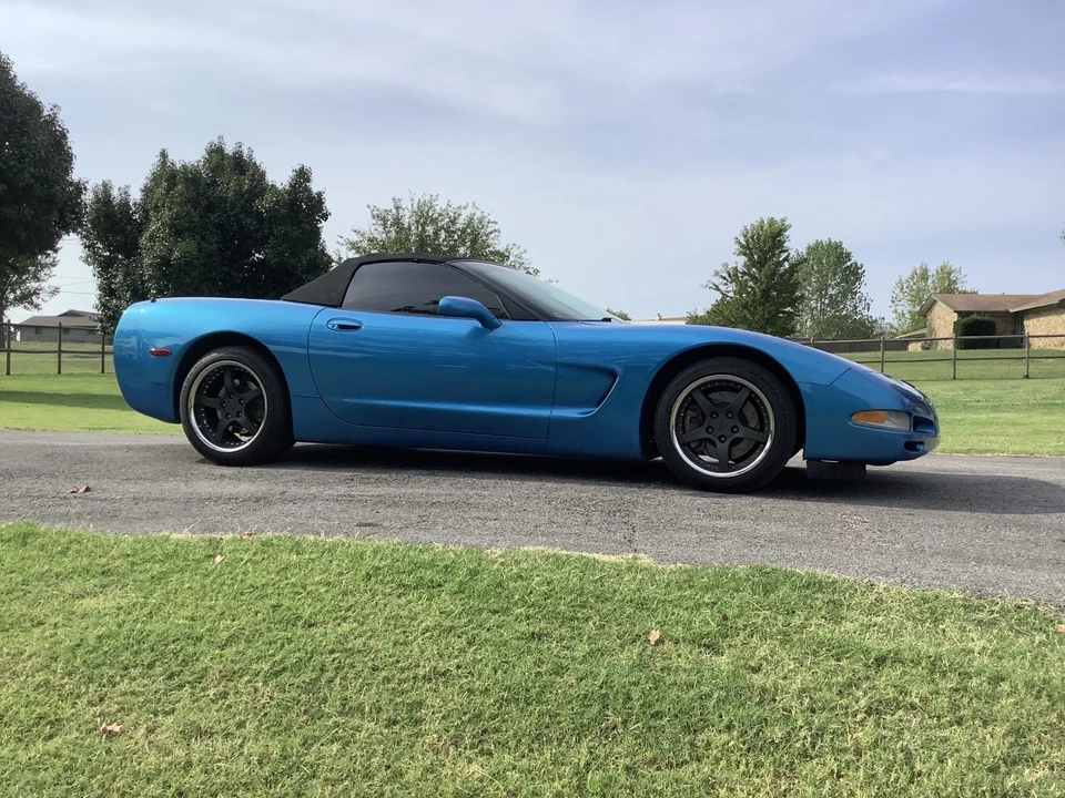 1998 Chevrolet Corvette C5 - Image 2 of 23