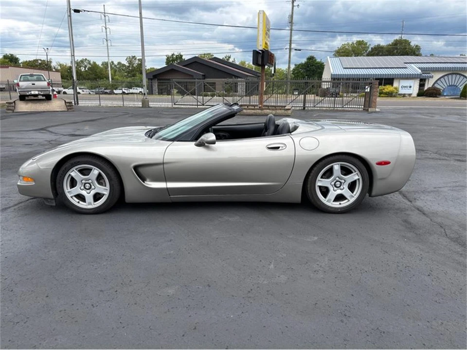 1998 Chevrolet Corvette C5 - Image 8 of 23