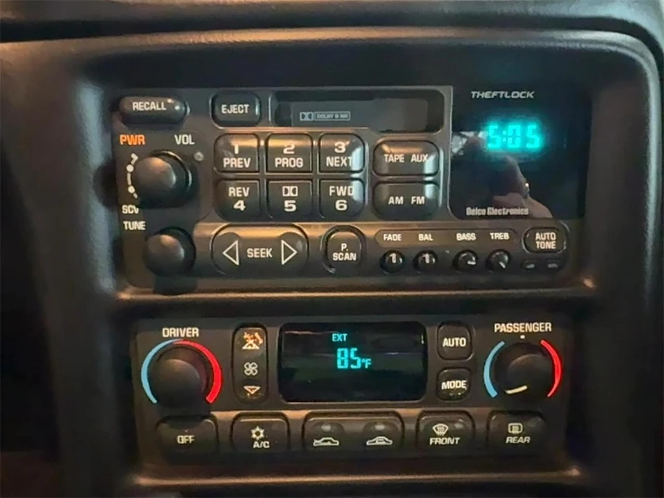 1998 Chevrolet Corvette C5 - Image 18 of 31