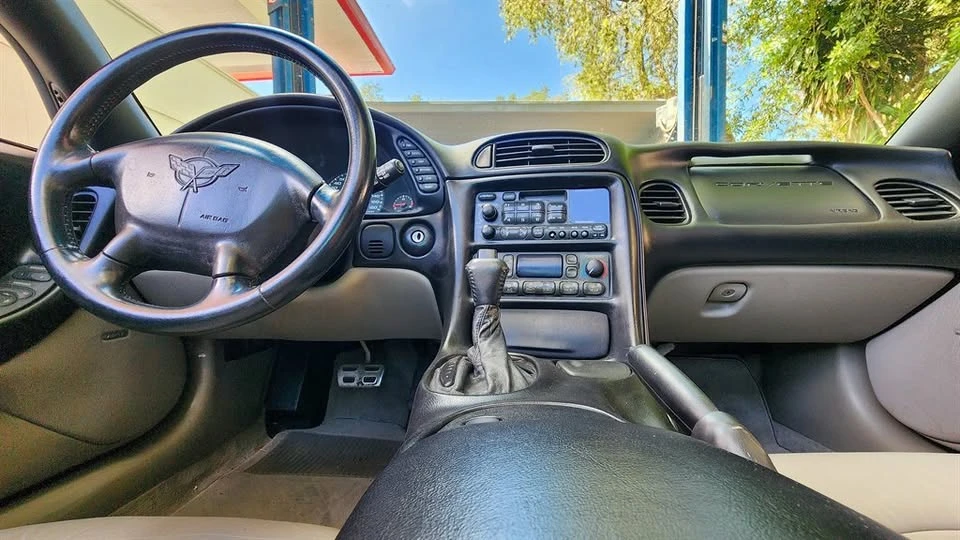 1998 Chevrolet Corvette C5 - Image 14 of 20