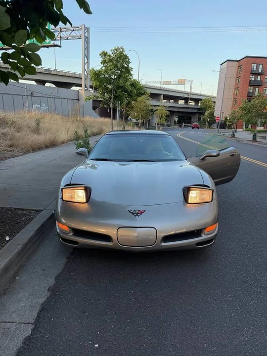 1998 Chevrolet Corvette C5 - Image 2 of 6