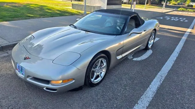 1998 Chevrolet Corvette Base 2dr Convertible