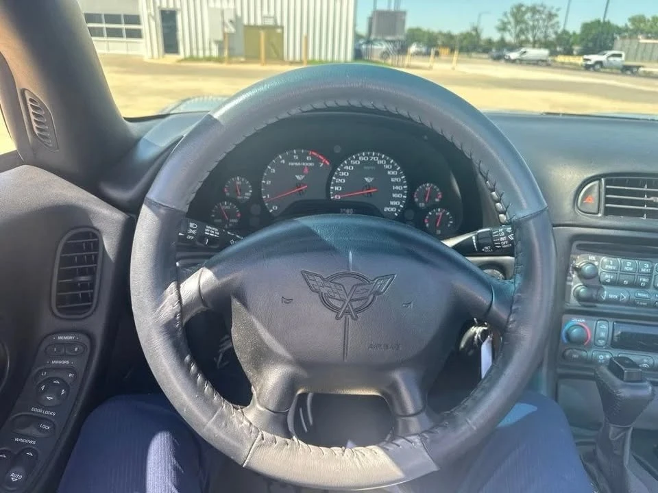 1998 Chevrolet Corvette C5 - Image 11 of 20