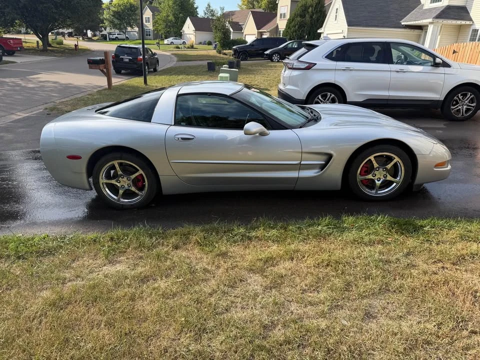 1998 Chevrolet Corvette C5 - Image 6 of 10