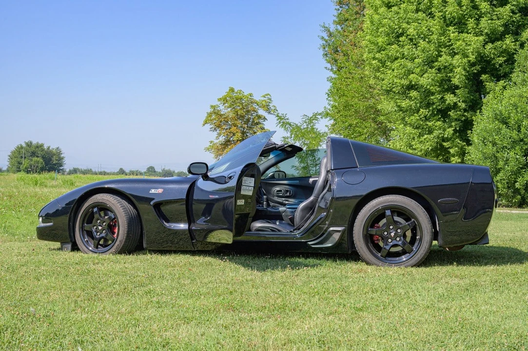 1998 Chevrolet Corvette C5 - Image 28 of 30