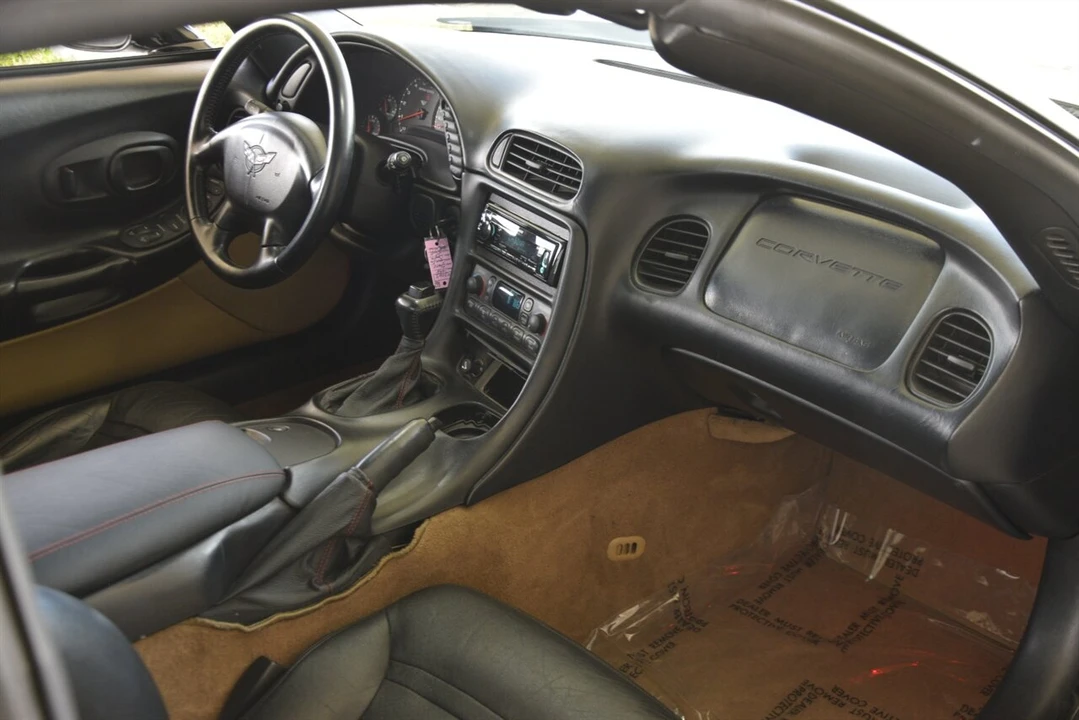 1998 Chevrolet Corvette C5 - Image 25 of 31