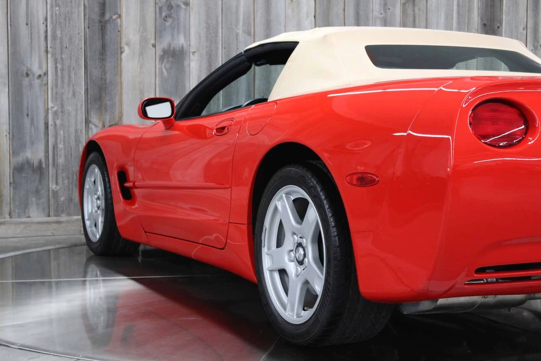 1998 Chevrolet Corvette C5 - Image 10 of 31