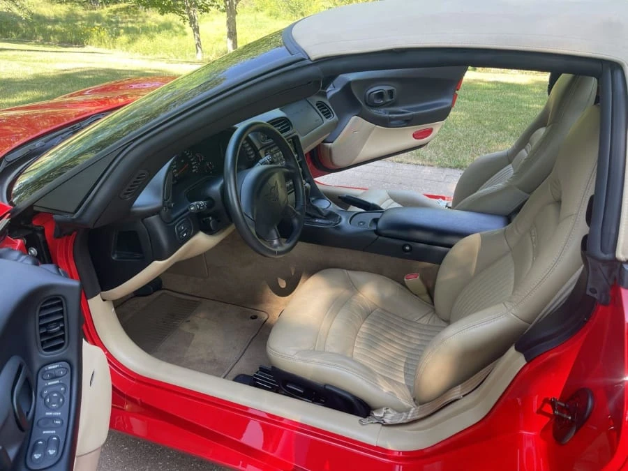 1998 Chevrolet Corvette C5 - Image 10 of 17