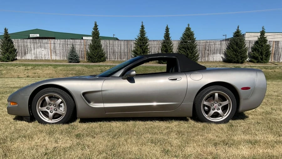 1998 Chevrolet Corvette C5 - Image 2 of 10
