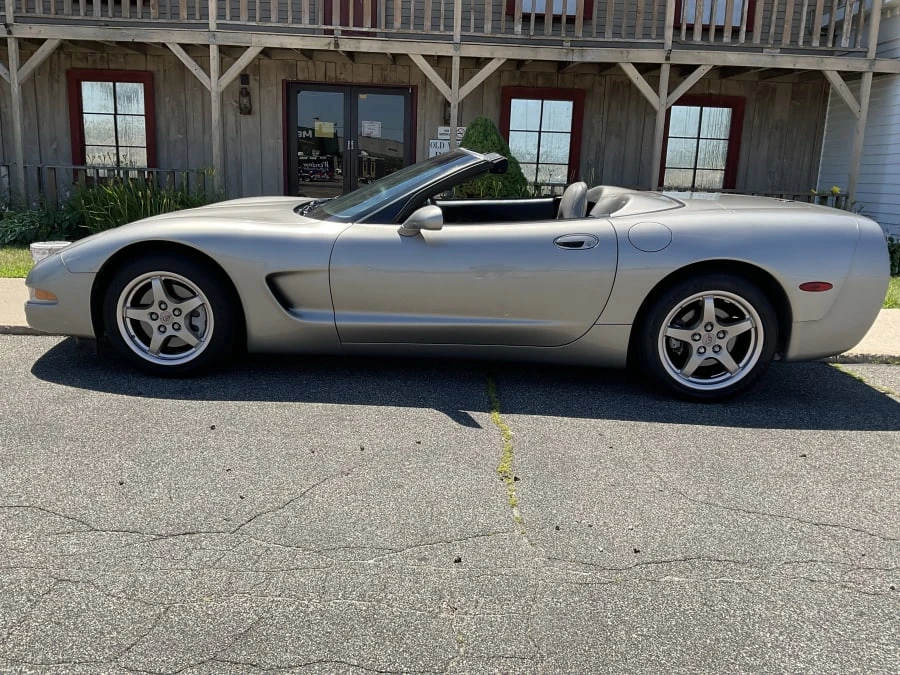 1998 Chevrolet Corvette C5 - Image 2 of 9