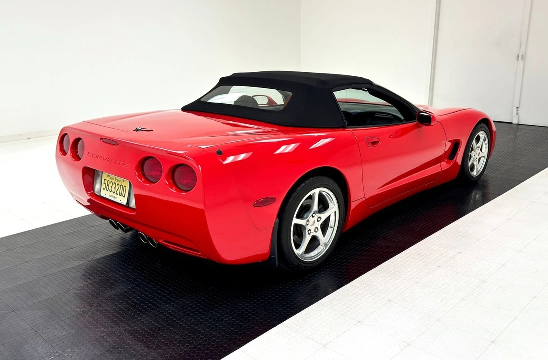 1998 Chevrolet Corvette C5 - Image 8 of 12