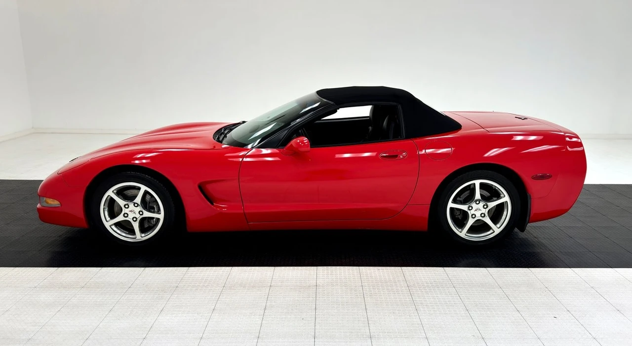 1998 Chevrolet Corvette C5 - Image 3 of 12