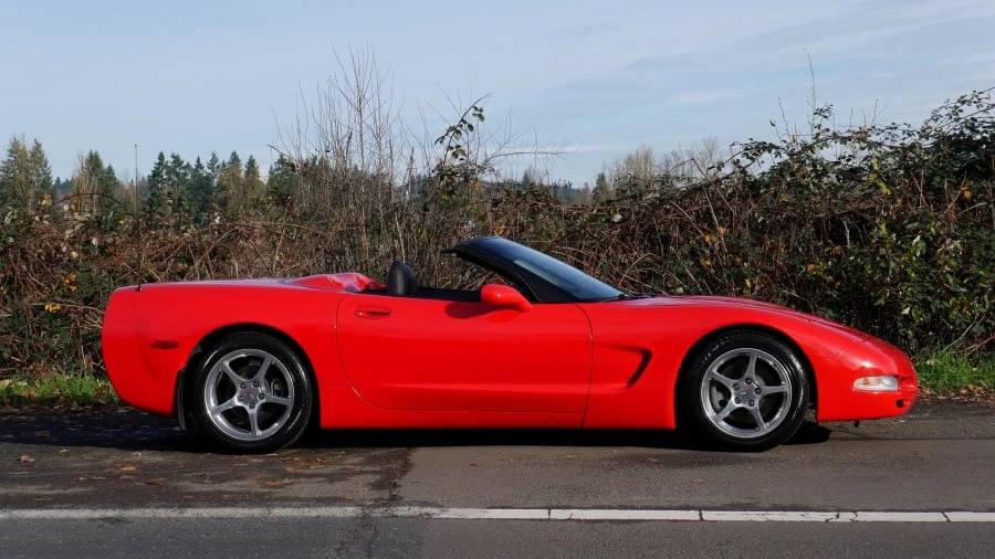 1998 Chevrolet Corvette C5 - Image 2 of 31