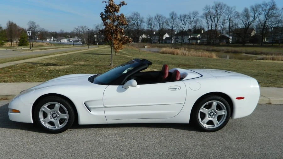 1998 Chevrolet Corvette C5 - Image 2 of 7