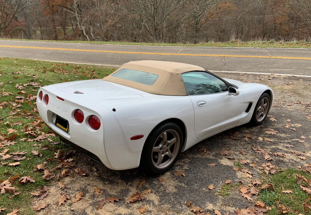 1998 Chevrolet Corvette C5 - Image 25 of 31