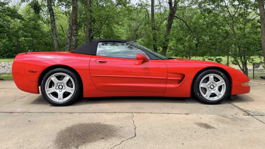 1998 Chevrolet Corvette C5 - Image 2 of 20