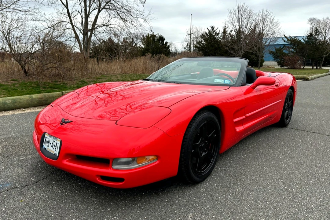 1998 Chevrolet Corvette C5 - Image 1 of 31